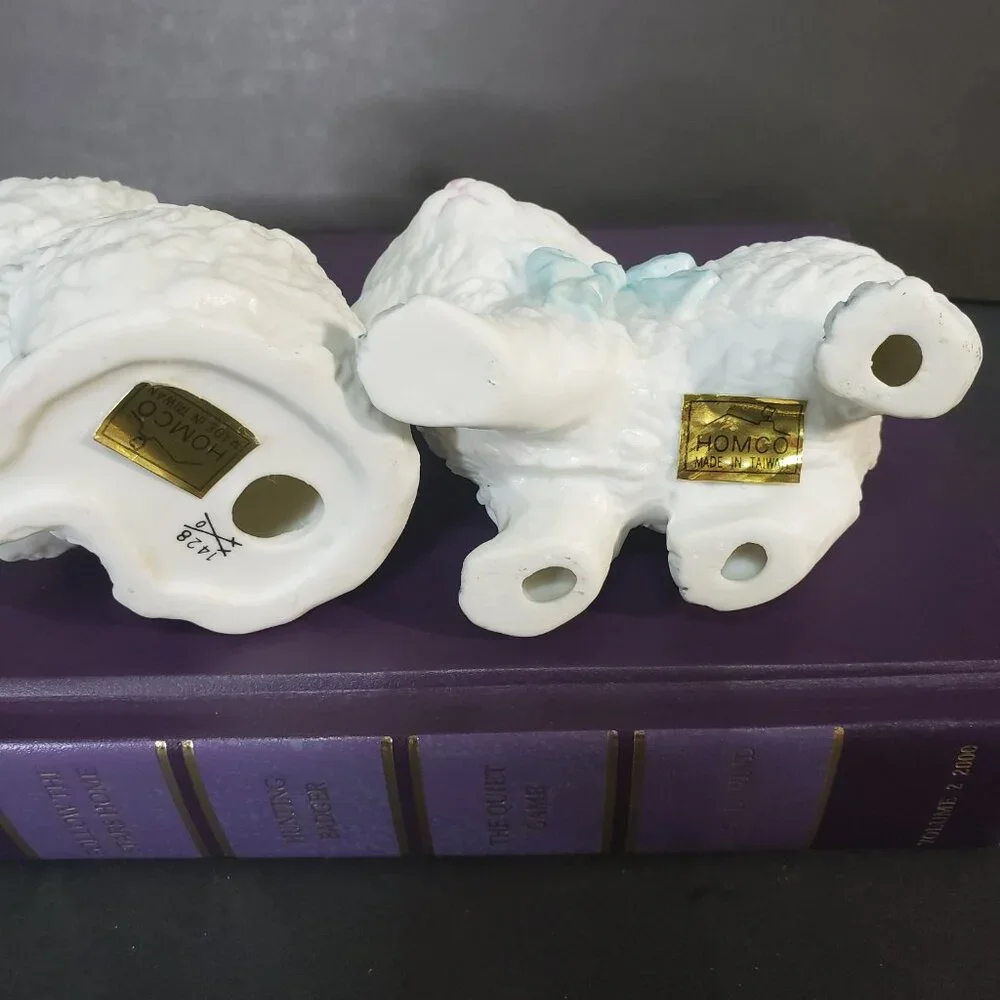 Vintage 80s Homco Set of 2 White Porcelain Kitten Cat Figurines Pink Blue Bow